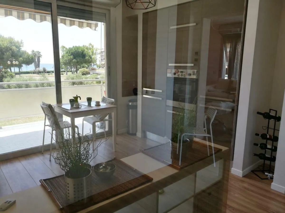Mare 3 Apartment Ventimiglia 0*,  Italy